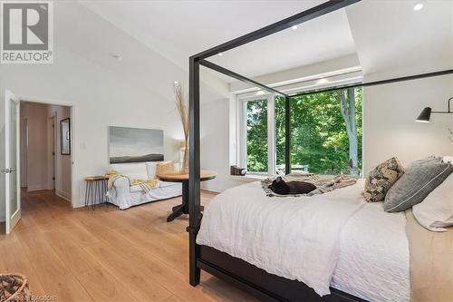 242 1St Street A W, Owen Sound, ON - Indoor Photo Showing Bedroom