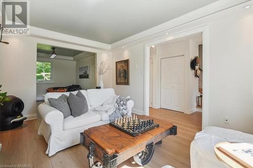 242 1St Street A W, Owen Sound, ON - Indoor Photo Showing Living Room