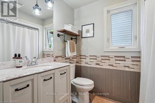 242 1St Street A W, Owen Sound, ON - Indoor Photo Showing Bathroom