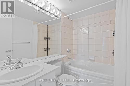 1109 - 300 Bloor Street E, Toronto (Rosedale-Moore Park), ON - Indoor Photo Showing Bathroom