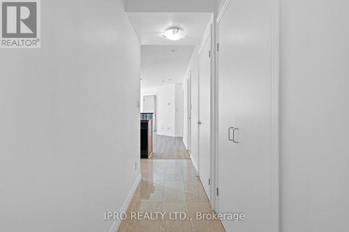 1109 - 300 Bloor Street E, Toronto (Rosedale-Moore Park), ON - Indoor Photo Showing Other Room