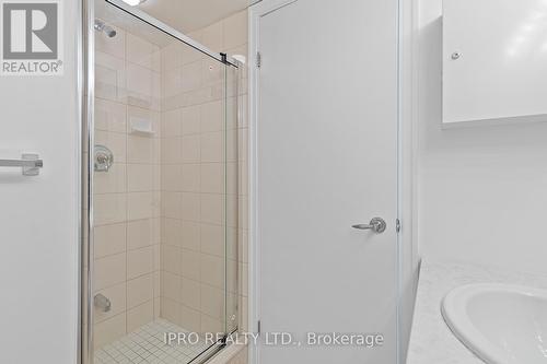 1109 - 300 Bloor Street E, Toronto (Rosedale-Moore Park), ON - Indoor Photo Showing Bathroom