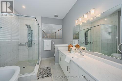 121 Lovett Lane, Guelph, ON - Indoor Photo Showing Bathroom