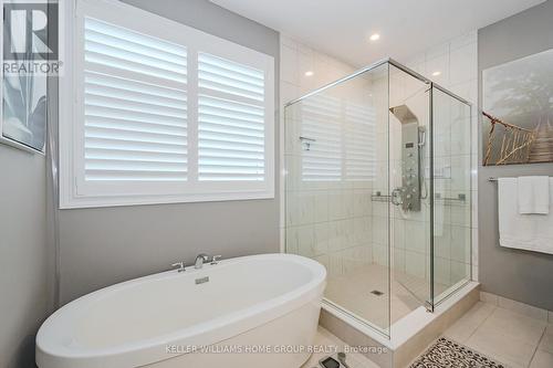 121 Lovett Lane, Guelph (Hanlon Creek), ON - Indoor Photo Showing Bathroom