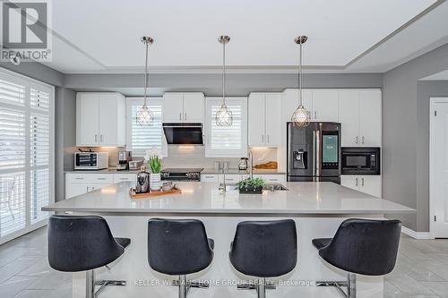 121 Lovett Lane, Guelph, ON - Indoor Photo Showing Kitchen With Upgraded Kitchen