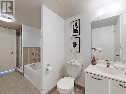 1712 - 150 Sudbury Street, Toronto (Niagara), ON - Indoor Photo Showing Bathroom