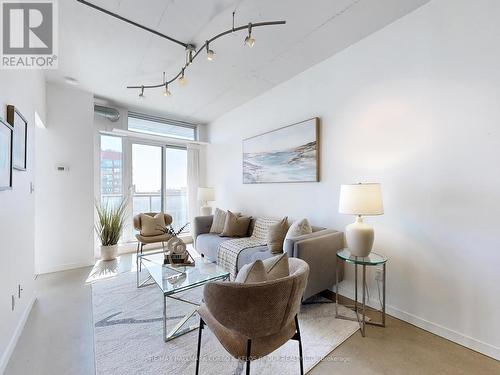 1712 - 150 Sudbury Street, Toronto (Niagara), ON - Indoor Photo Showing Living Room