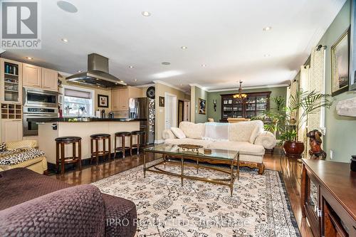 141 Toynbee Trail, Toronto (Guildwood), ON - Indoor Photo Showing Living Room