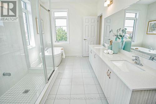 2 Waterfront Crescent, Whitby, ON - Indoor Photo Showing Bathroom