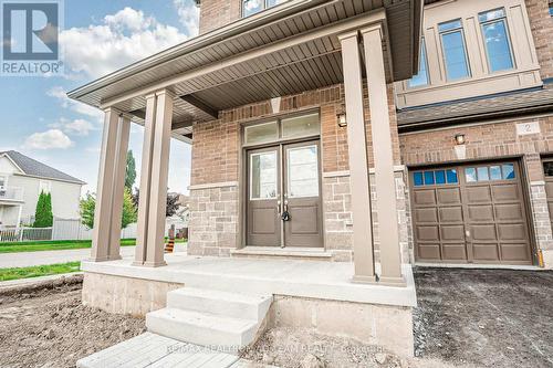 2 Waterfront Crescent, Whitby, ON - Outdoor