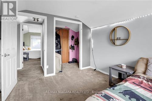 2503 Coral Avenue, Fort Erie, ON - Indoor Photo Showing Bedroom