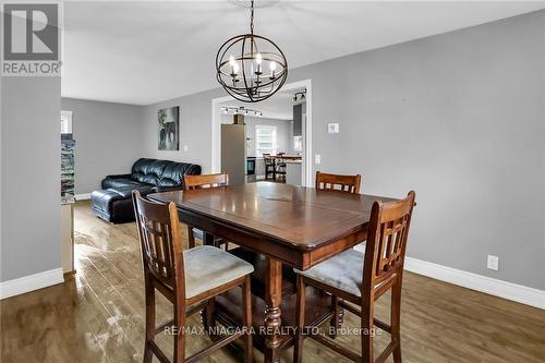 2503 Coral Avenue, Fort Erie, ON - Indoor Photo Showing Dining Room