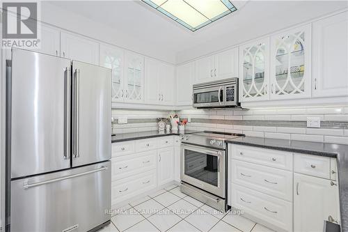 223 Christie Street, Guelph/Eramosa (Rockwood), ON - Indoor Photo Showing Kitchen