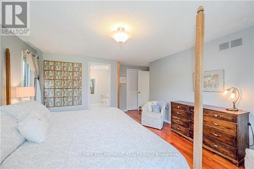 223 Christie Street, Guelph/Eramosa (Rockwood), ON - Indoor Photo Showing Bedroom