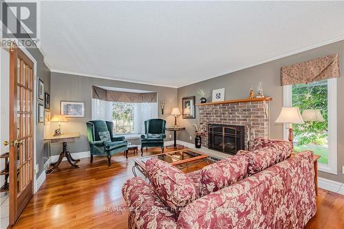 223 Christie Street, Guelph/Eramosa (Rockwood), ON - Indoor Photo Showing Living Room With Fireplace