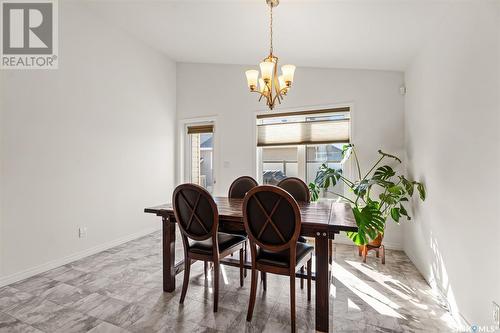 1246 Hargreaves Way, Saskatoon, SK - Indoor Photo Showing Dining Room