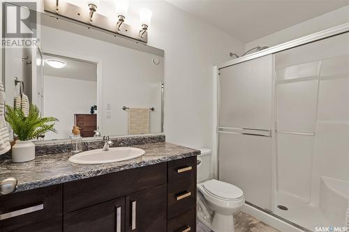 1246 Hargreaves Way, Saskatoon, SK - Indoor Photo Showing Bathroom