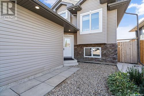 1246 Hargreaves Way, Saskatoon, SK - Outdoor With Exterior