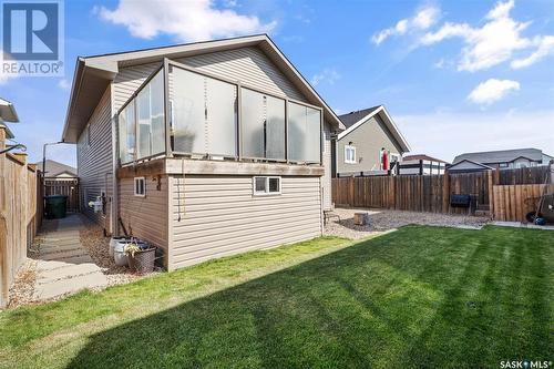 1246 Hargreaves Way, Saskatoon, SK - Outdoor