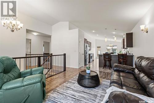 1246 Hargreaves Way, Saskatoon, SK - Indoor Photo Showing Living Room