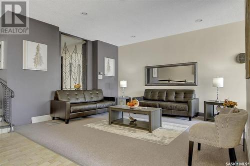 307 4545 Rae Street, Regina, SK - Indoor Photo Showing Living Room