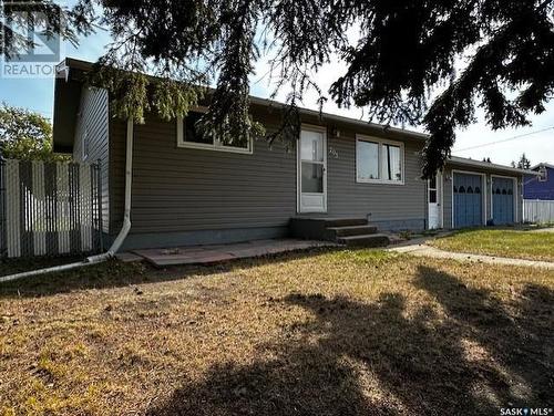 205 Taylor Street, Neudorf, SK - Outdoor