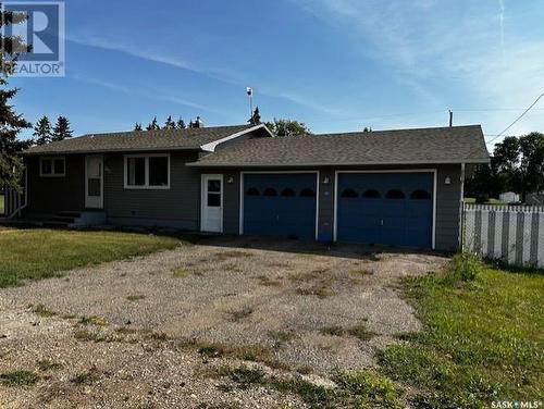 205 Taylor Street, Neudorf, SK - Outdoor