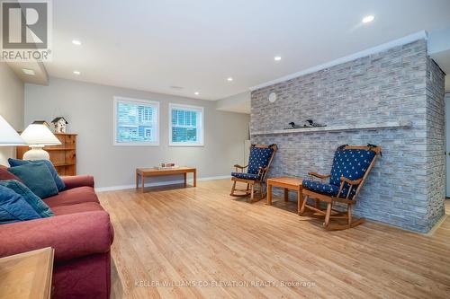 1 Shields Lane, Kawartha Lakes, ON - Indoor Photo Showing Living Room