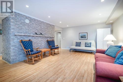 1 Shields Lane, Kawartha Lakes, ON - Indoor Photo Showing Living Room