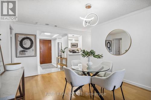 1404 - 33 University Avenue, Toronto (Bay Street Corridor), ON - Indoor Photo Showing Dining Room