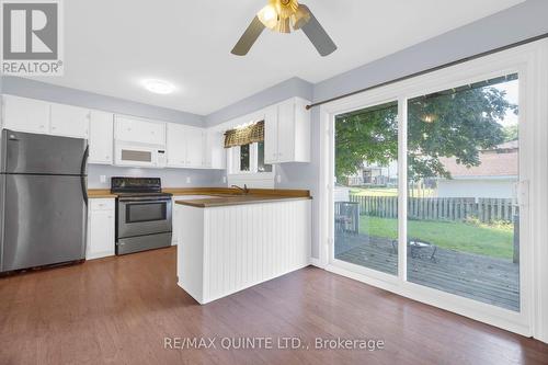 108 Nicholas Street, Quinte West, ON - Indoor Photo Showing Kitchen