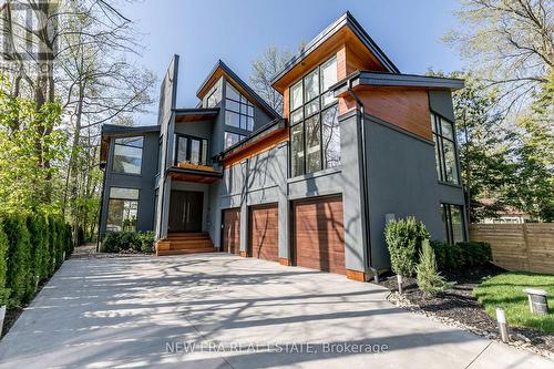 767 Cedarvale Drive, Innisfil, ON - Outdoor With Facade