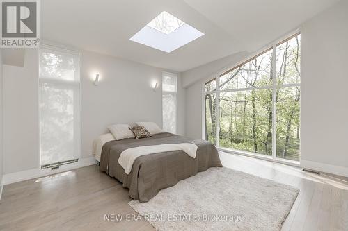 767 Cedarvale Drive, Innisfil, ON - Indoor Photo Showing Bedroom