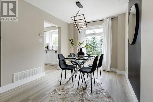 987 Garden Avenue, Innisfil (Alcona), ON - Indoor Photo Showing Dining Room