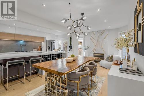 33 Umbria Crescent, Vaughan (West Woodbridge), ON - Indoor Photo Showing Dining Room