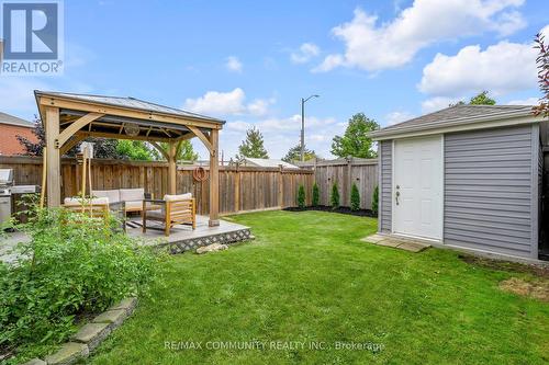 33 Umbria Crescent, Vaughan (West Woodbridge), ON - Outdoor With Backyard