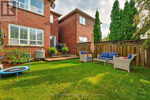 5647 Stella Lane, Burlington, ON - Outdoor With Exterior