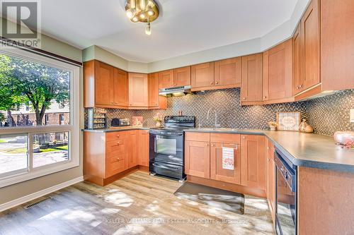 4 - 357 Ontario Street N, Milton (Dorset Park), ON - Indoor Photo Showing Kitchen