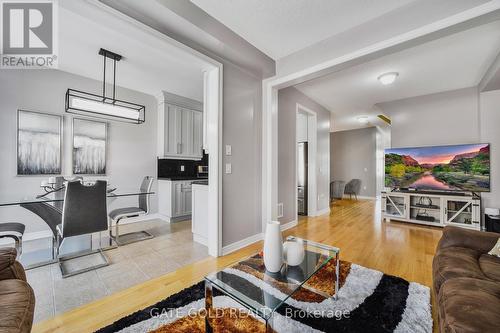 28 Franktown Drive N, Brampton, ON - Indoor Photo Showing Living Room