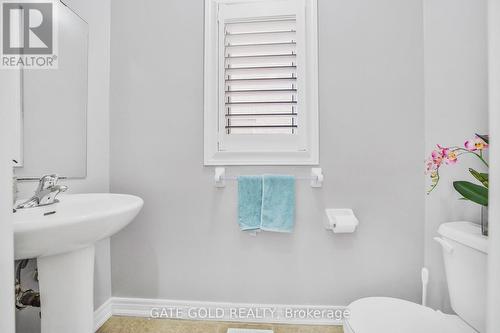 28 Franktown Drive N, Brampton, ON - Indoor Photo Showing Bathroom