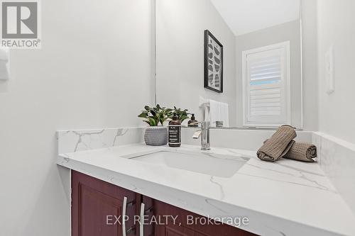 183 Featherstone Road, Milton (Dempsey), ON - Indoor Photo Showing Bathroom