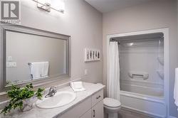 Main Level 4 pc Bath - 