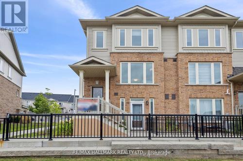 216 Law Drive, Guelph (Grange Hill East), ON - Outdoor With Facade