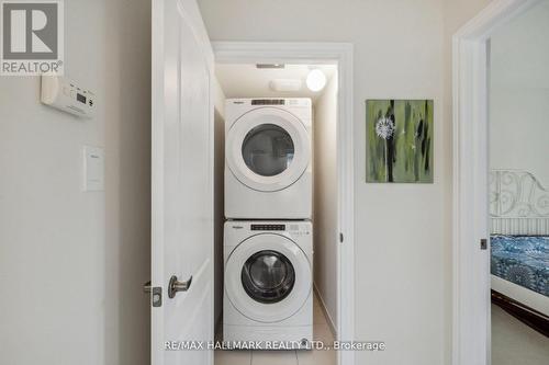 216 Law Drive, Guelph (Grange Hill East), ON - Indoor Photo Showing Laundry Room