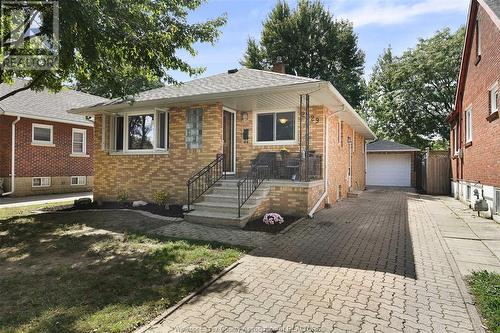 2329 Alexis Road, Windsor, ON - Outdoor