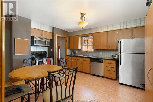 2329 Alexis Road, Windsor, ON - Indoor Photo Showing Kitchen With Double Sink