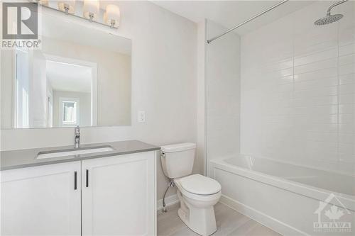 98 Pizzicato Street, Ottawa, ON - Indoor Photo Showing Bathroom