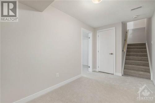 98 Pizzicato Street, Ottawa, ON - Indoor Photo Showing Other Room