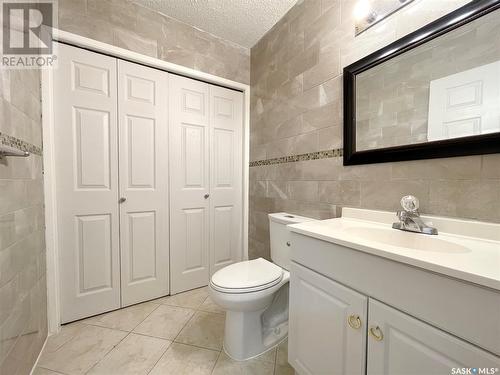 2219B Coy Avenue, Saskatoon, SK - Indoor Photo Showing Bathroom