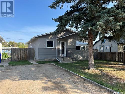 1388 13Th Street W, Prince Albert, SK - Outdoor